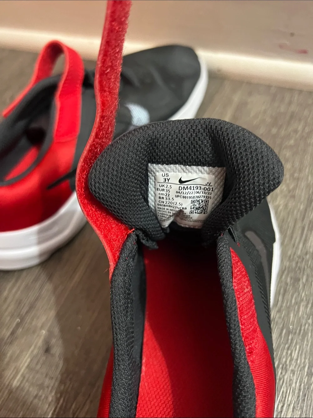 Nike Kids Black and Red Velcro Athletic Sneakers